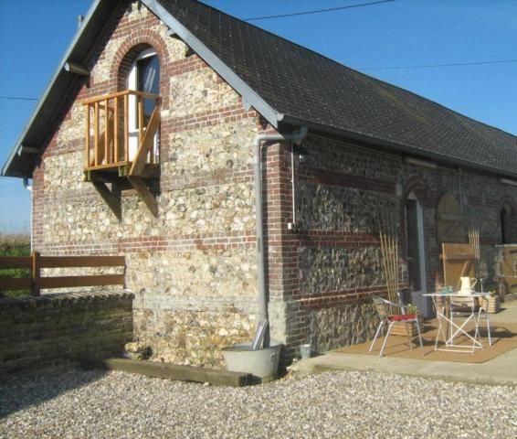 Eco-Gite La Chambre Du Vanneur Mentheville Exteriör bild